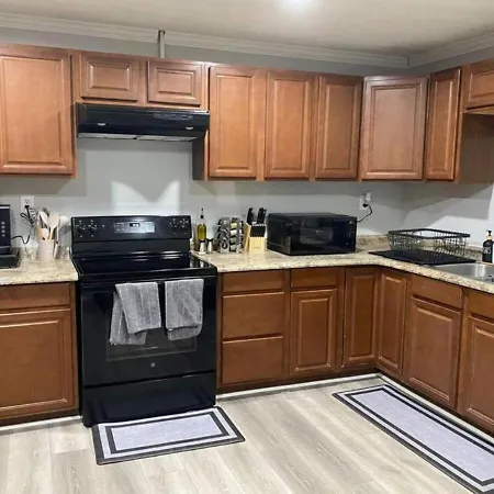 Modern 2Br Aparment Near Nc Zoo W Parking Apartamento